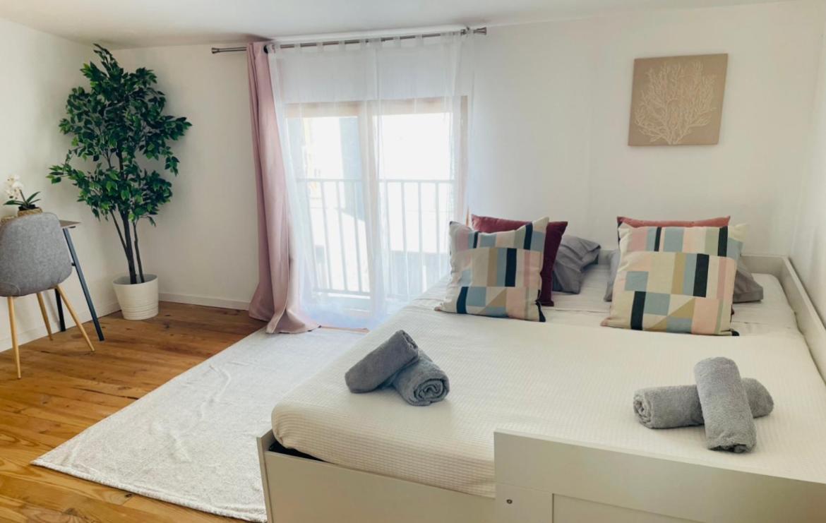 Villa Elegant And Charming Townhouse With Roof Terrace Limoux Esterno foto