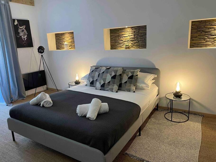 Villa Elegant And Charming Townhouse With Roof Terrace Limoux Esterno foto